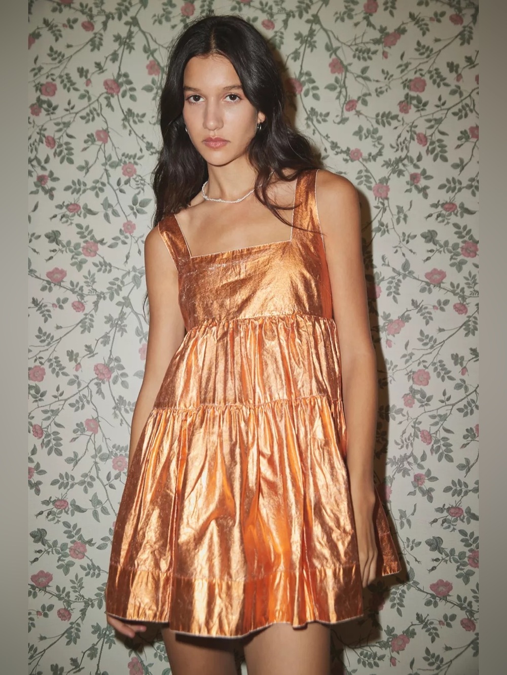 ๐งก NWT Urban Outfitters Kimchi Blue Avana Metallic Babydoll Mini Dress Orange XS - Picture 1 of 14